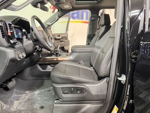 New 2026 Chevrolet Silverado 1500 RST AWD/4WD image 13