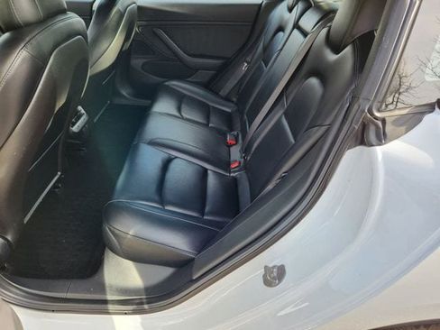 Used 2018 Tesla Model 3 Performance image 27
