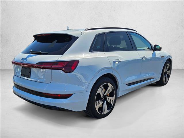 Used 2023 Audi e-tron Premium Plus w/ Premium Plus Package AWD/4WD image 5