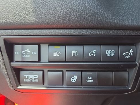 Certified 2022 Toyota Tundra TRD Pro AWD/4WD image 17