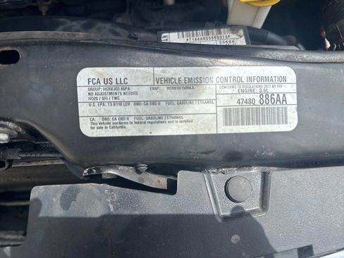 Used 2017 Dodge Grand Caravan SE image 16