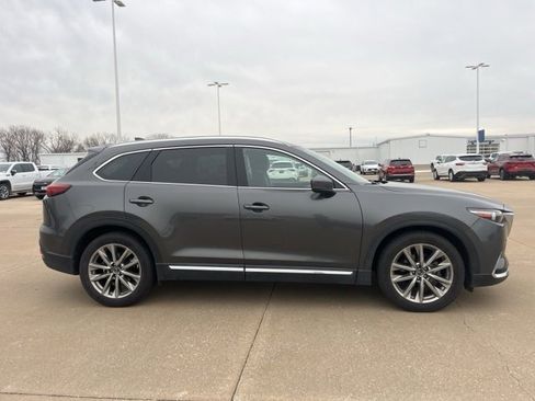 Used 2018 MAZDA CX-9 Grand Touring image 2