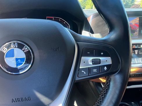Used 2020 BMW 330i xDrive Sedan w/ Premium Package AWD/4WD image 25