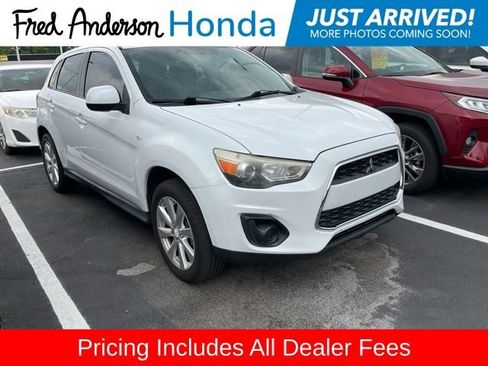 Used 2013 Mitsubishi Outlander Sport ES FWD image 1