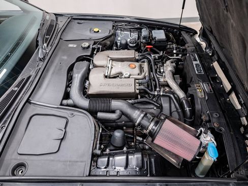 Used 2002 Jaguar XJ8 RWD image 16
