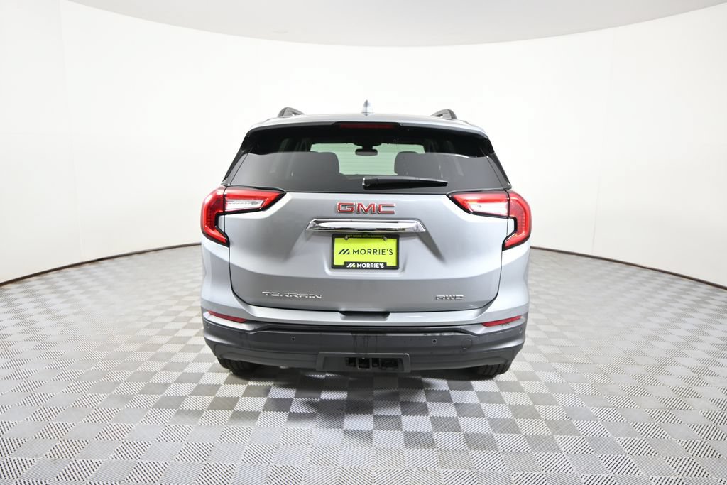 Used 2024 GMC Terrain SLE w/ Driver Convenience Package AWD/4WD image 5
