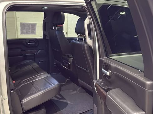 Used 2020 GMC Sierra 3500 Denali w/ Denali Ultimate Package image 14