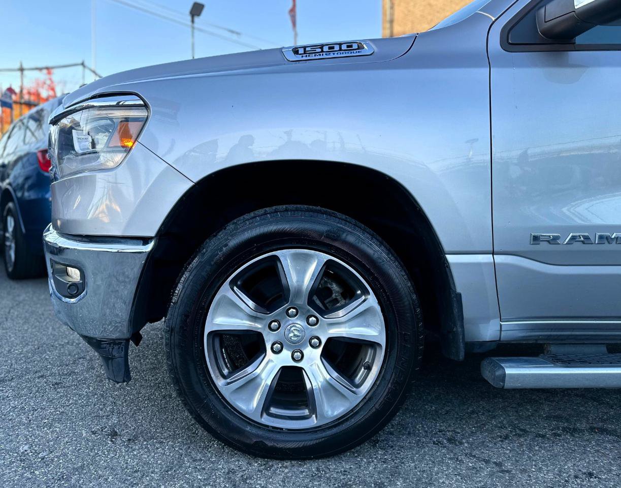 Used 2023 RAM 1500 Laramie AWD/4WD image 6