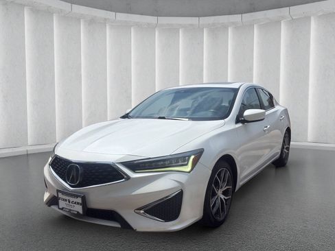 Used 2019 Acura ILX FWD image 1