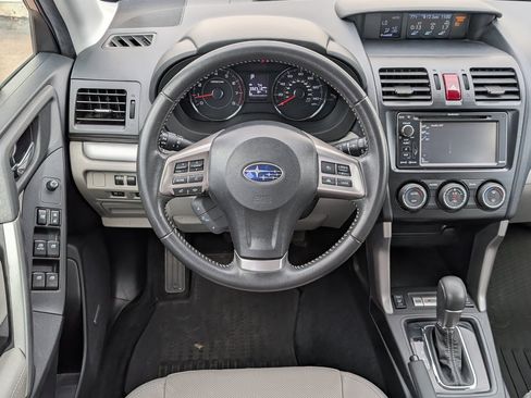 Used 2015 Subaru Forester 2.5i Touring w/ Eyesight & Navigation System AWD/4WD image 25