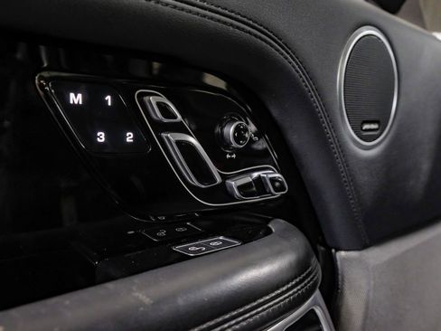 Used 2019 Land Rover Range Rover Supercharged image 34