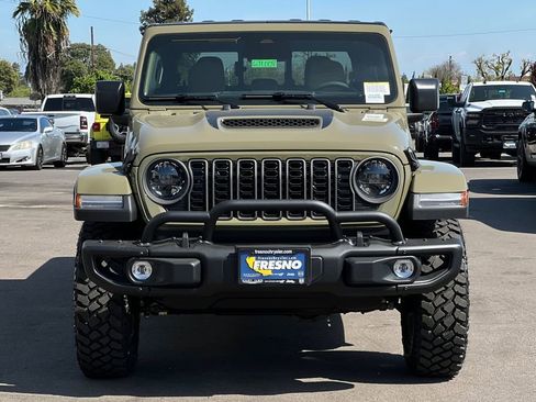 New 2026 Jeep Gladiator Sport image 9
