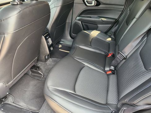 New 2026 Jeep Compass Latitude AWD/4WD image 25