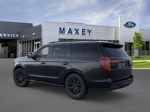 New 2026 Ford Expedition Platinum w/ Stealth Appearance Package AWD/4WD image 4