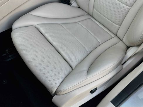 Certified 2022 Mercedes-Benz GLC 300 image 19