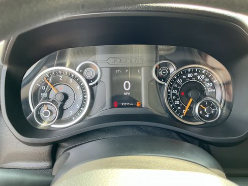Used 2019 RAM 2500 Tradesman AWD/4WD image 20