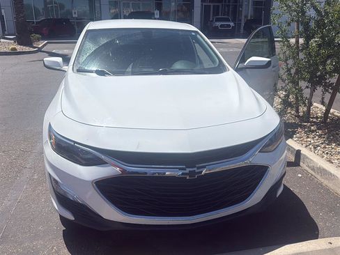 Used 2020 Chevrolet Malibu RS FWD image 5