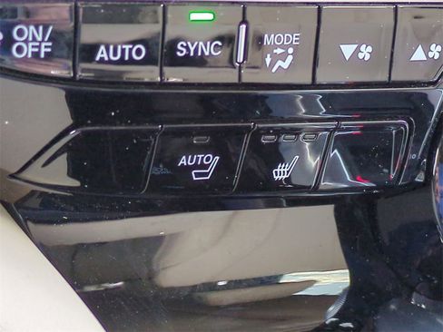 Certified 2023 Acura MDX SH-AWD w/ Technology Package image 24