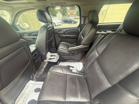 Used 2012 GMC Yukon XL Denali image 11
