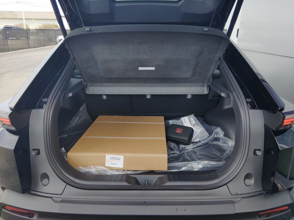 New 2026 Toyota C-HR AWD/4WD image 15