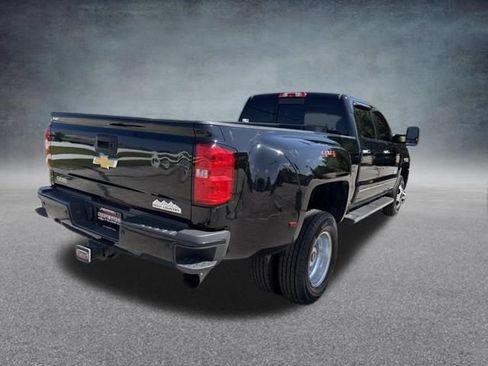 Used 2019 Chevrolet Silverado 3500 High Country AWD/4WD image 6