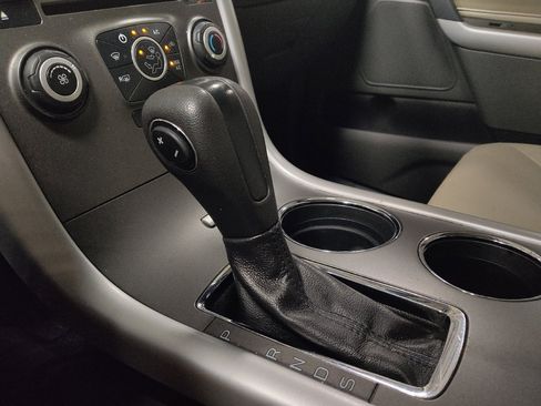 Used 2014 Ford Edge SE FWD image 26