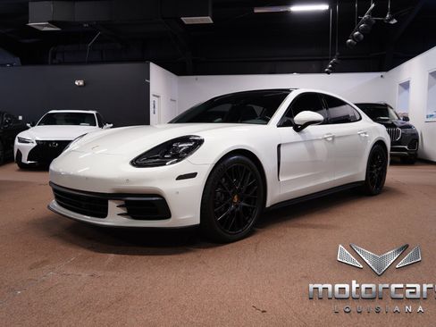 Used 2019 Porsche Panamera 4 AWD/4WD image 3