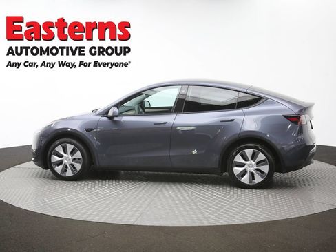Used 2023 Tesla Model Y Long Range AWD/4WD image 55