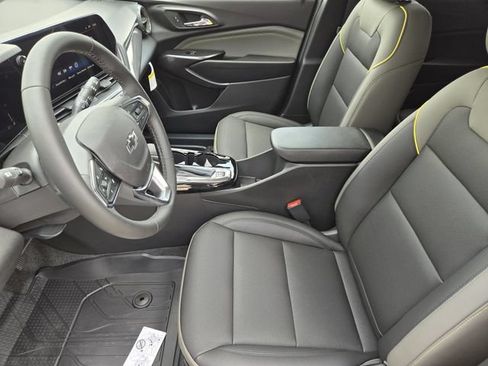 New 2026 Chevrolet Trax ACTIV w/ Driver Confidence Package FWD image 9