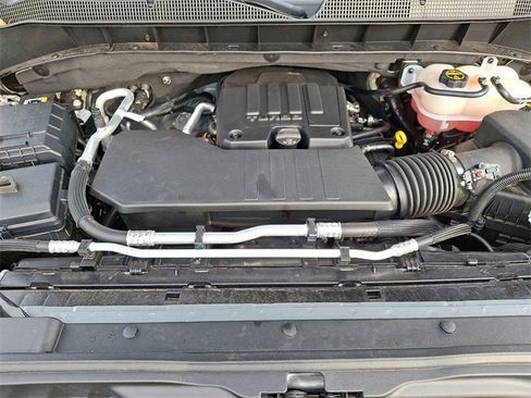 Used 2025 Chevrolet Silverado 1500 Custom image 27