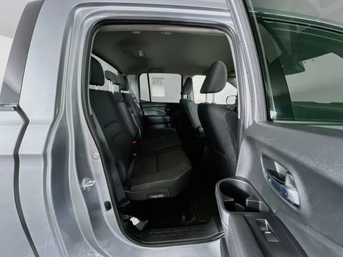 Used 2023 Honda Ridgeline Sport image 27