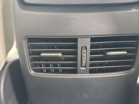 Used 2024 MAZDA CX-30 AWD 2.5 S w/ Premium Package image 39