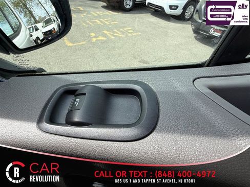 Used 2025 Ford Transit 250 148 Medium Roof image 30