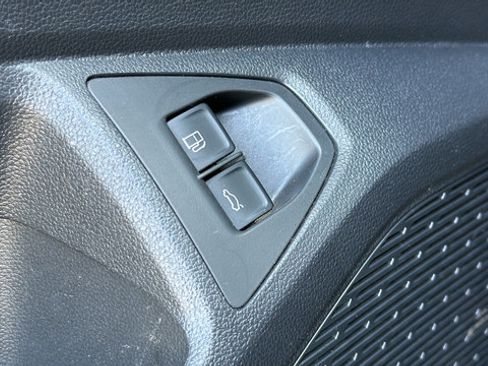 Used 2024 Volkswagen Jetta SE FWD image 13
