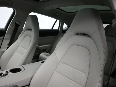 Certified 2023 Porsche Panamera 4S Executive AWD/4WD image 5