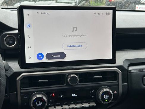 Used 2025 Toyota 4Runner Limited image 19