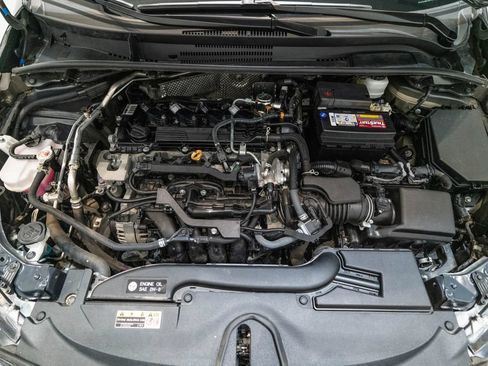 Used 2024 Toyota Corolla LE FWD image 32