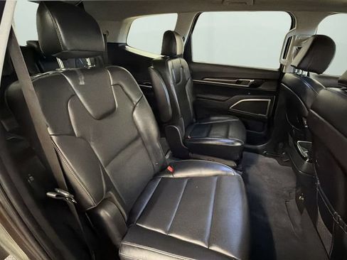 Used 2025 Kia Telluride S AWD/4WD image 14