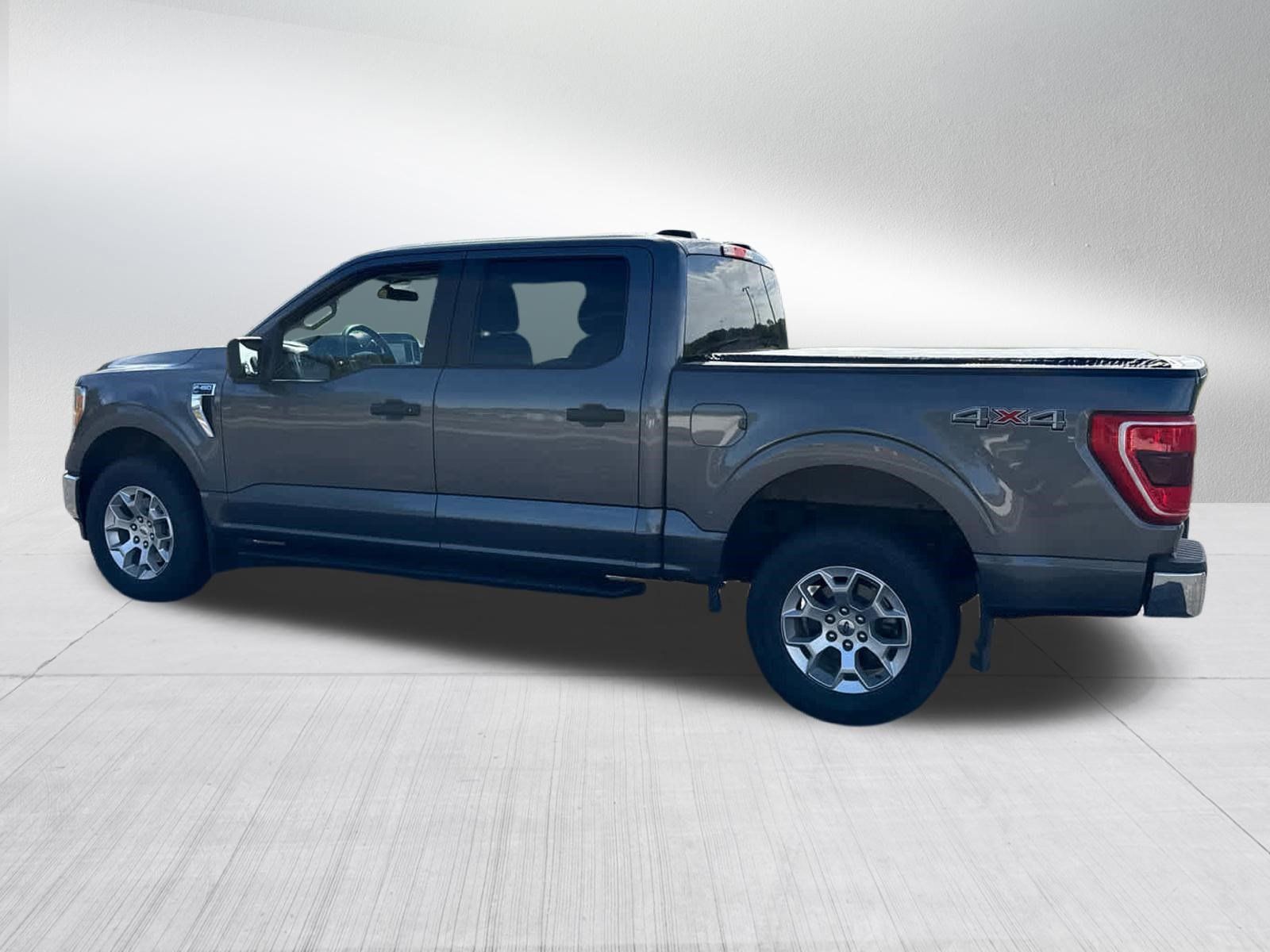 Used 2021 Ford F150 XLT AWD/4WD image 7