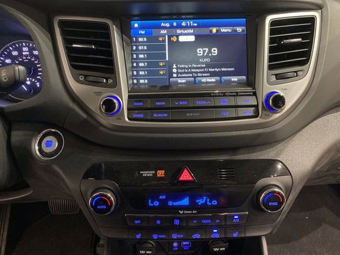 Used 2017 Hyundai Tucson SE Plus w/ Cargo Package image 13