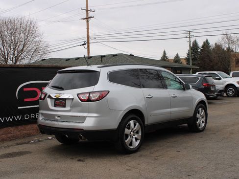 Used 2015 Chevrolet Traverse LTZ AWD/4WD image 6