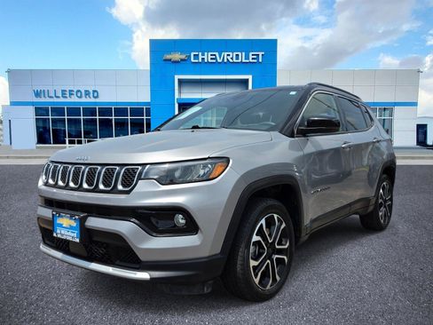 Used 2024 Jeep Compass Limited AWD/4WD image 1
