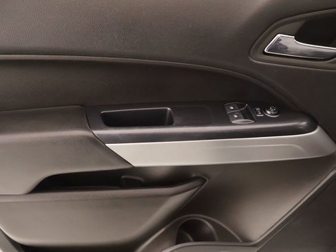 Used 2022 Chevrolet Colorado LT w/ Fleet Safety Package image 14