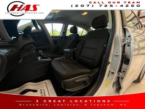Used 2018 Hyundai Elantra SEL FWD image 10