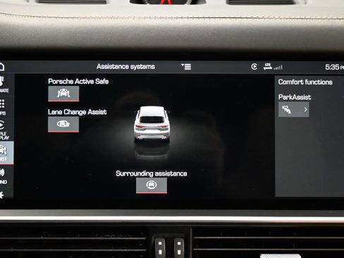 Used 2019 Porsche Cayenne Turbo w/ Premium Plus Package image 13