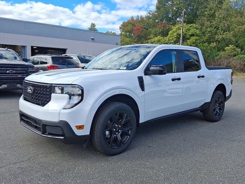 New 2025 Ford Maverick XLT w/ XLT Luxury Package image 3