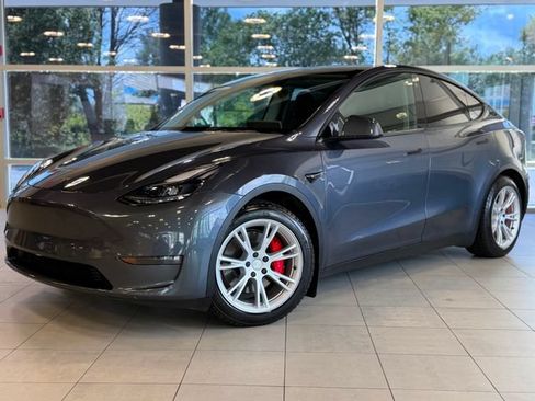 Used 2022 Tesla Model Y Performance AWD/4WD image 1