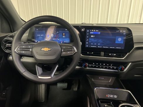 New 2026 Chevrolet Equinox LT image 12