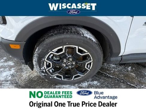 Used 2025 Ford Bronco Sport Outer Banks w/ Outer Banks Tech Package+ image 37