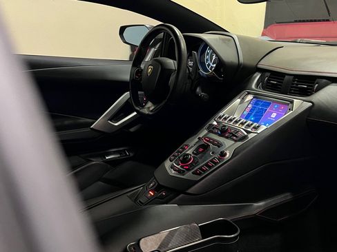 Used 2012 Lamborghini Aventador LP 700-4 image 54